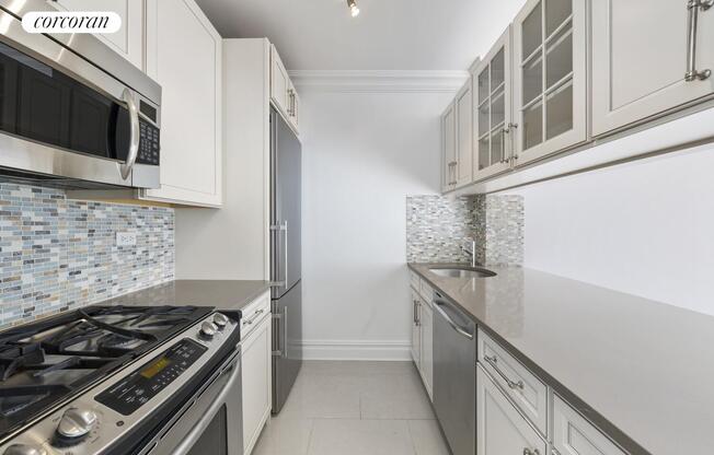 1 bed, 1 bath, 616 sqft, $4,500, Unit 4F