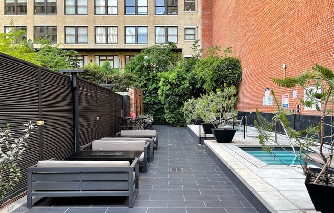 1 bed, 1 bath, 810 sqft, $2,500, Unit 301