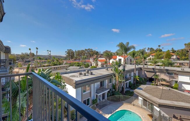 3 beds, 2.5 baths, 1,130 sqft, $3,195, Unit 44