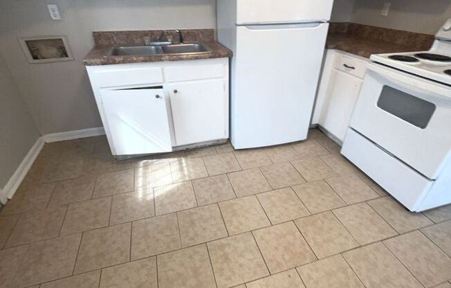 2300 4 AVE