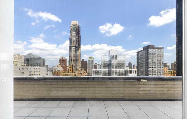 1 bed, 1 bath, 919 sqft, $7,000, Unit E603