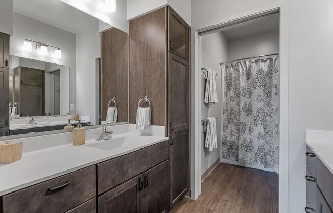 2 beds, 1 bath, 789 sqft, $1,600, Unit 302