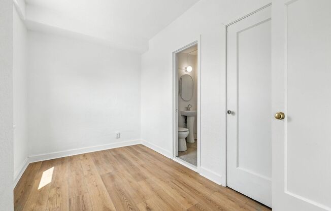 1 bed, 1 bath, 500 sqft, $925, Unit 506