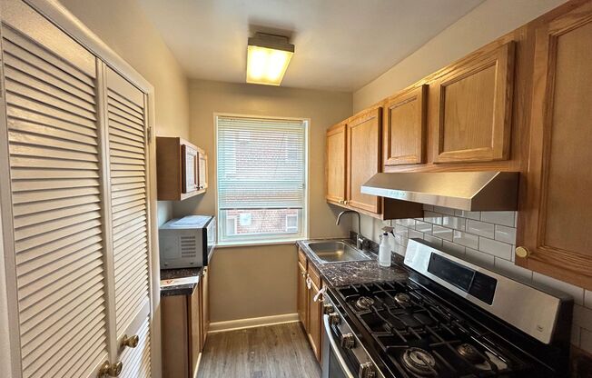 1 bed, 1 bath, 675 sqft, $1,550