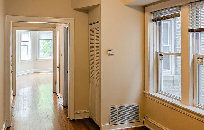 1 bed, 1 bath, 660 sqft, $1,595, Unit 2206-1