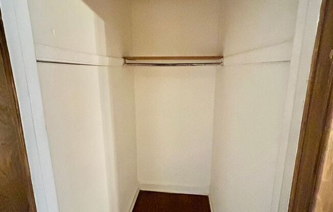 Studio, 1 bath, 400 sqft, $1,545, Unit 233-224