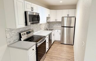 Stylishly 1-Bedroom Condo in Palm Springs Villas II