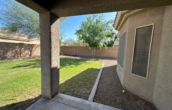 4 beds, 2 baths, $2,250