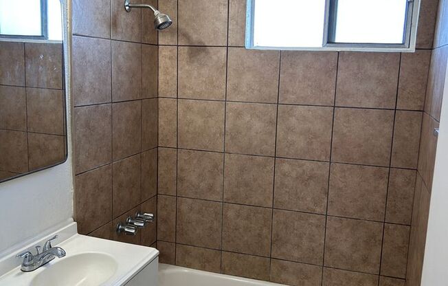 11134 S. New Hampshire Ave.