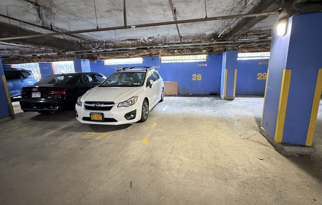 2 beds, 2 baths, 1,040 sqft, $4,000, Unit 404