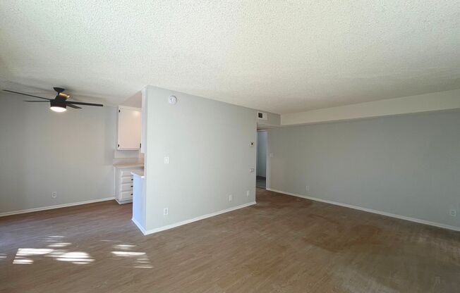 1 bed, 1 bath, 700 sqft, $1,698, Unit 112