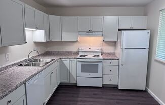 2 beds, 1 bath, $1,595, Unit 4174-16