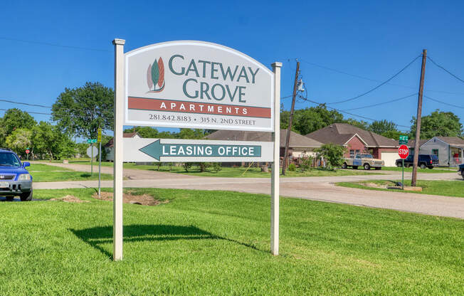 Gateway Grove Apartments - Apartment Living in La Porte, TX
