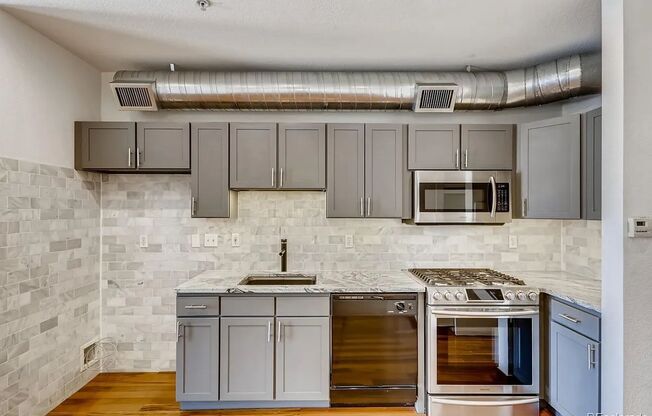 Top Level One Bedroom Condo in Rhino