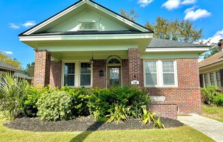 Available now!!! Beautiful 3 bed, 2 bath home located in Ardsley Park in Savannah, Ga!!