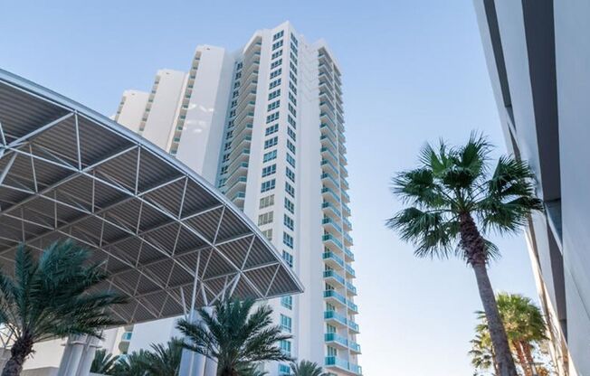 Direct riverfront 3 bedroom 3 bath