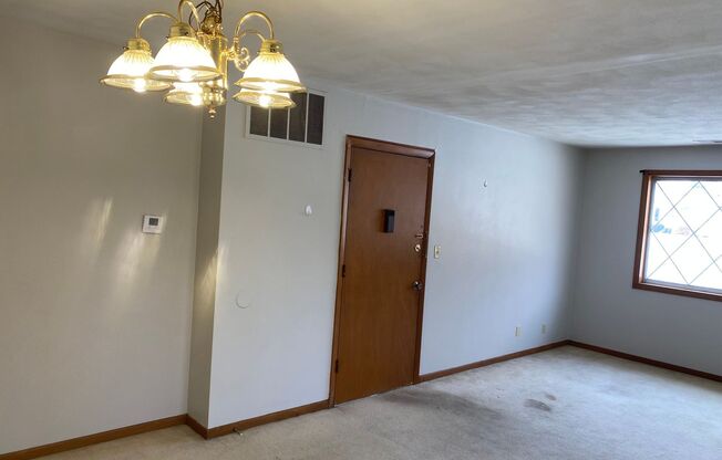 1 bed, 1 bath, 600 sqft, $750, Unit Unit 3