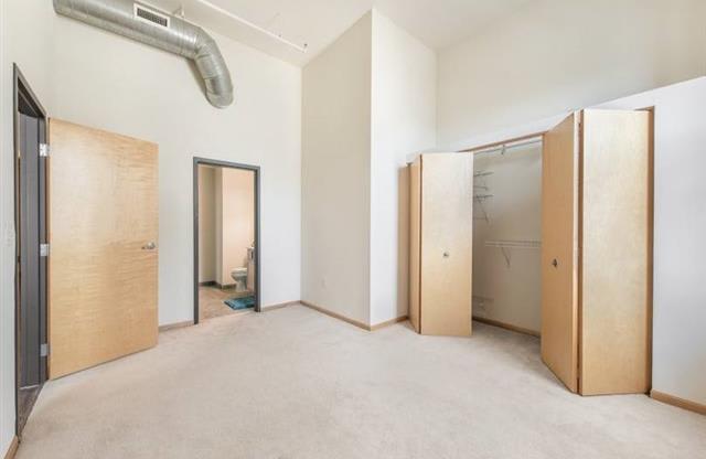 Unfurnished apartment at Boston Lofts, Milwaukee