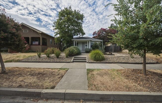 4932 11th Ave