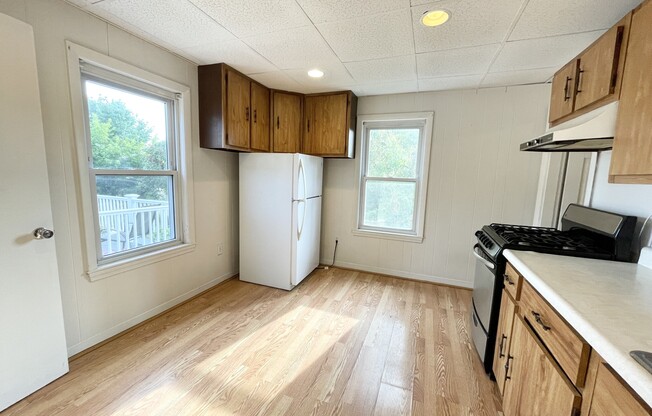 105 Buttonwood St.