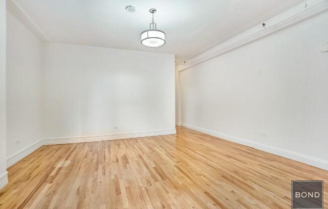 2 beds, 1 bath, $6,495, Unit 508