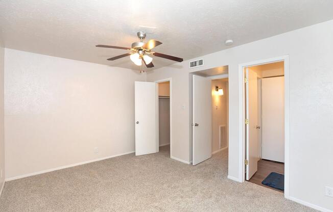 1 bed, 1 bath, 690 sqft, $1,189