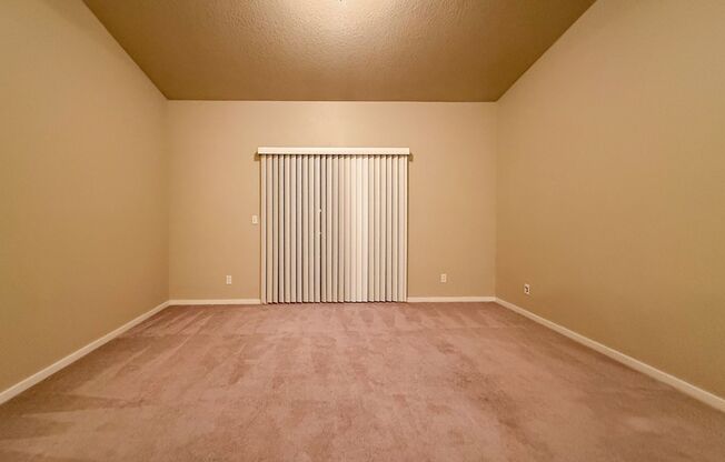 2 beds, 2 baths, 1,090 sqft, $1,600, Unit 523-10