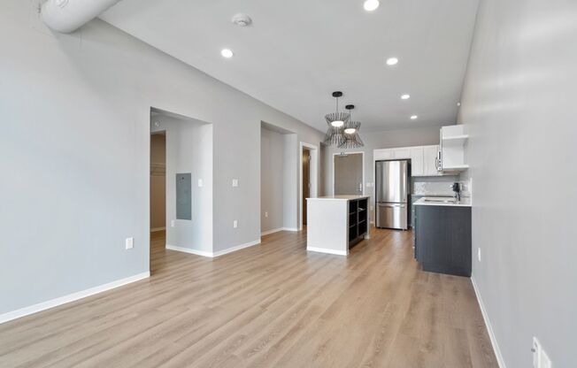 1 bed, 1 bath, 625 sqft, $1,375, Unit 1403