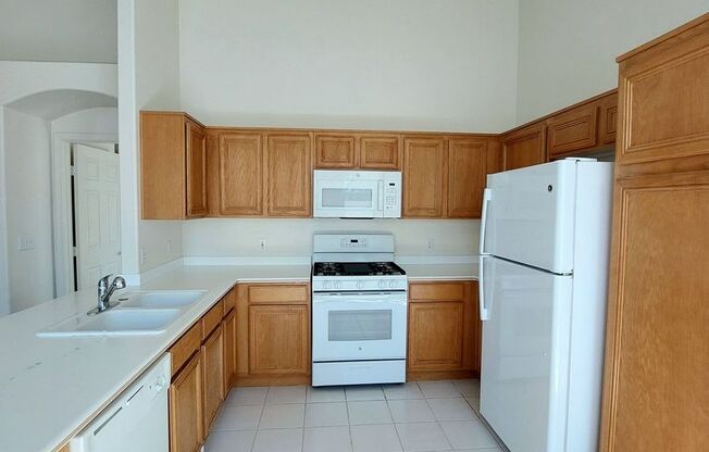 Single Story, 3 bedroom in Peccole Ranch!