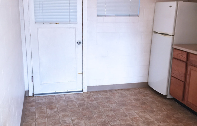 Studio, 1 bath, 500 sqft, $1,100