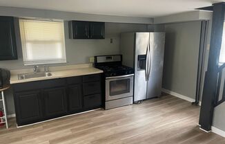 2 beds, 1 bath, $1,195