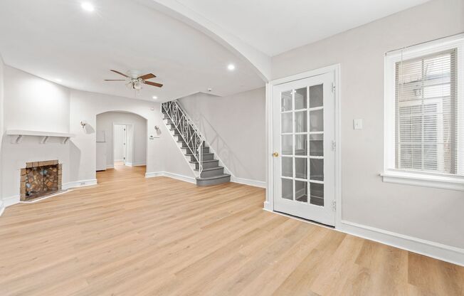 ⭐⭐⭐UPDATED 3 BEDROOMS AND 1BATH HOME WITH FINISHED BASEMENT WITH BONUS ROOM