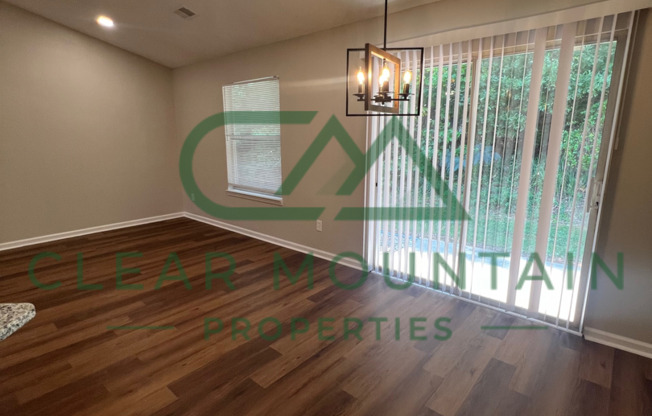 3 beds, 2 baths, 1,300 sqft, $1,750