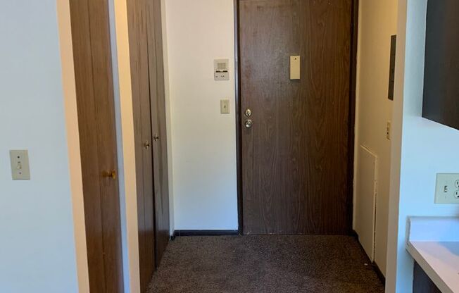 Studio, 1 bath, 325 sqft, $555, Unit 1929-15