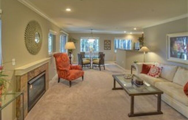 3Bd/2Bd Issaquah Condo