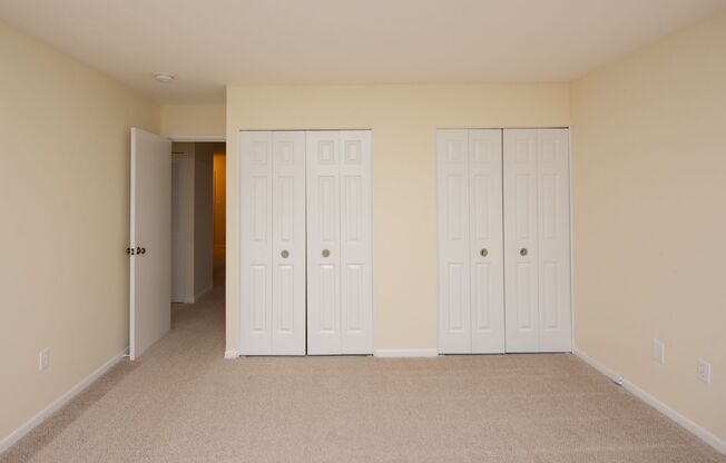 2 beds, 1 bath, 1,036 sqft, $1,975, Unit 502M