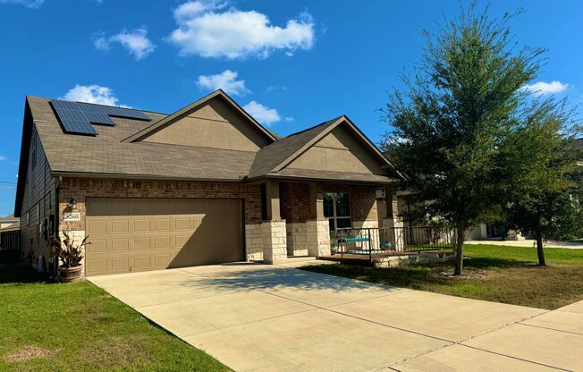 Spacious 4 Bedroom Home in Schertz!