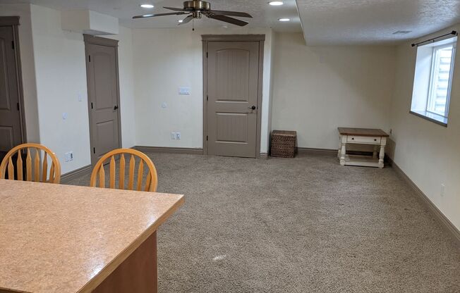 3 beds, 1 bath, $1,575