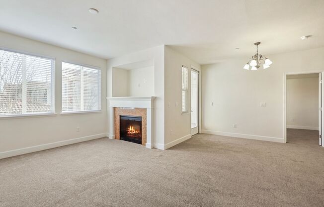 3 beds, 2 baths, 1,333 sqft, $2,550