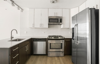 764 W ADAMS
