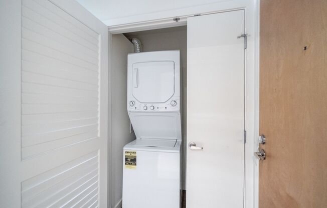 1 bed, 1 bath, 473 sqft, $2,015, Unit 402