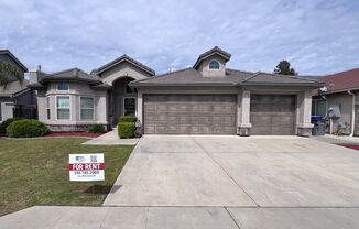 $2,100 Shields & Armstrong, 3 bedroom - E Cornell Ave, Fresno