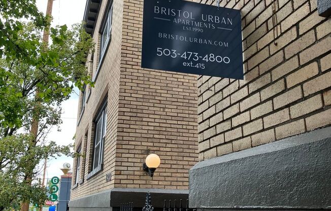 Studio, 1 bath, 412 sqft, $1,400, Unit 206
