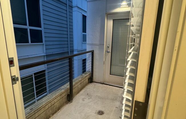 Studio, 1 bath, 180 sqft, $1,025, Unit 212