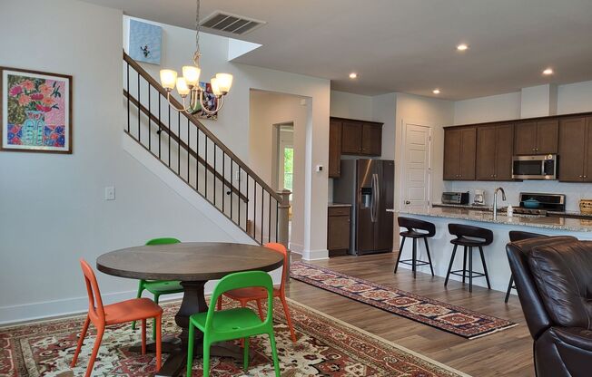 Spacious 3 bedroom in Mayes Hall Community
