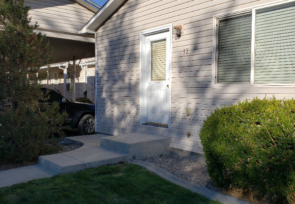 345 W KENNEDY AVE
