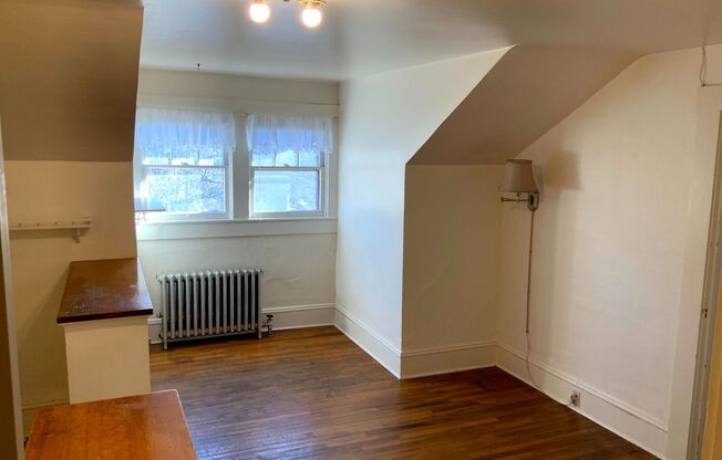 1 Bedroom Apartment in University Area