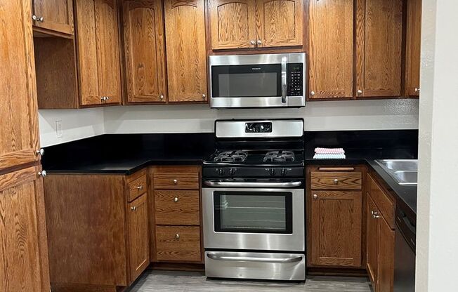3 beds, 2.5 baths, 1,587 sqft, $3,498, Unit 104