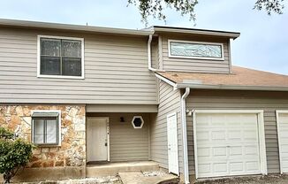 Townhome for Lease in North Austin!