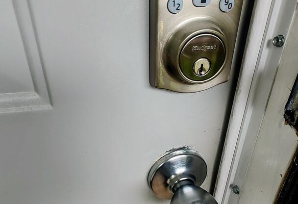 1 bed, 1 bath, 775 sqft, $970, Unit 107 - J